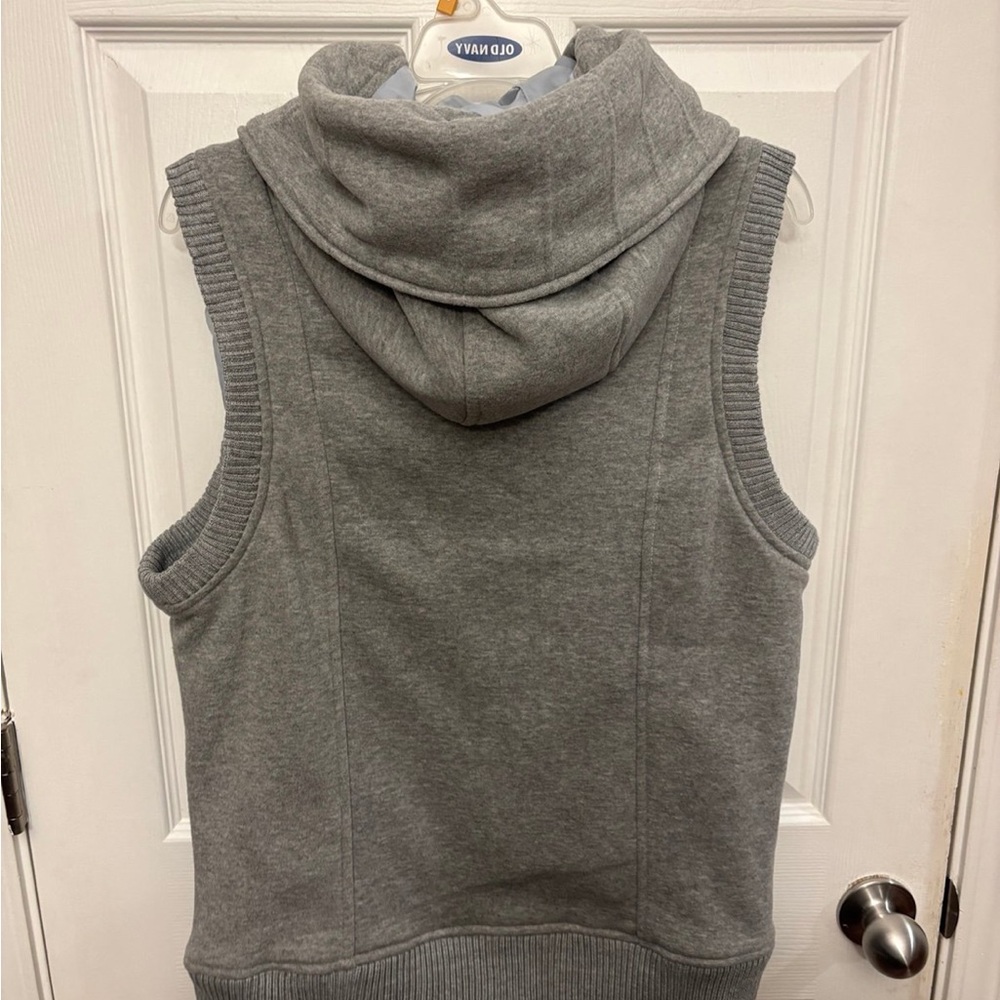 BURTON Women's DryRide Star Hooded Full-Zip Vest - Picture 6 of 8